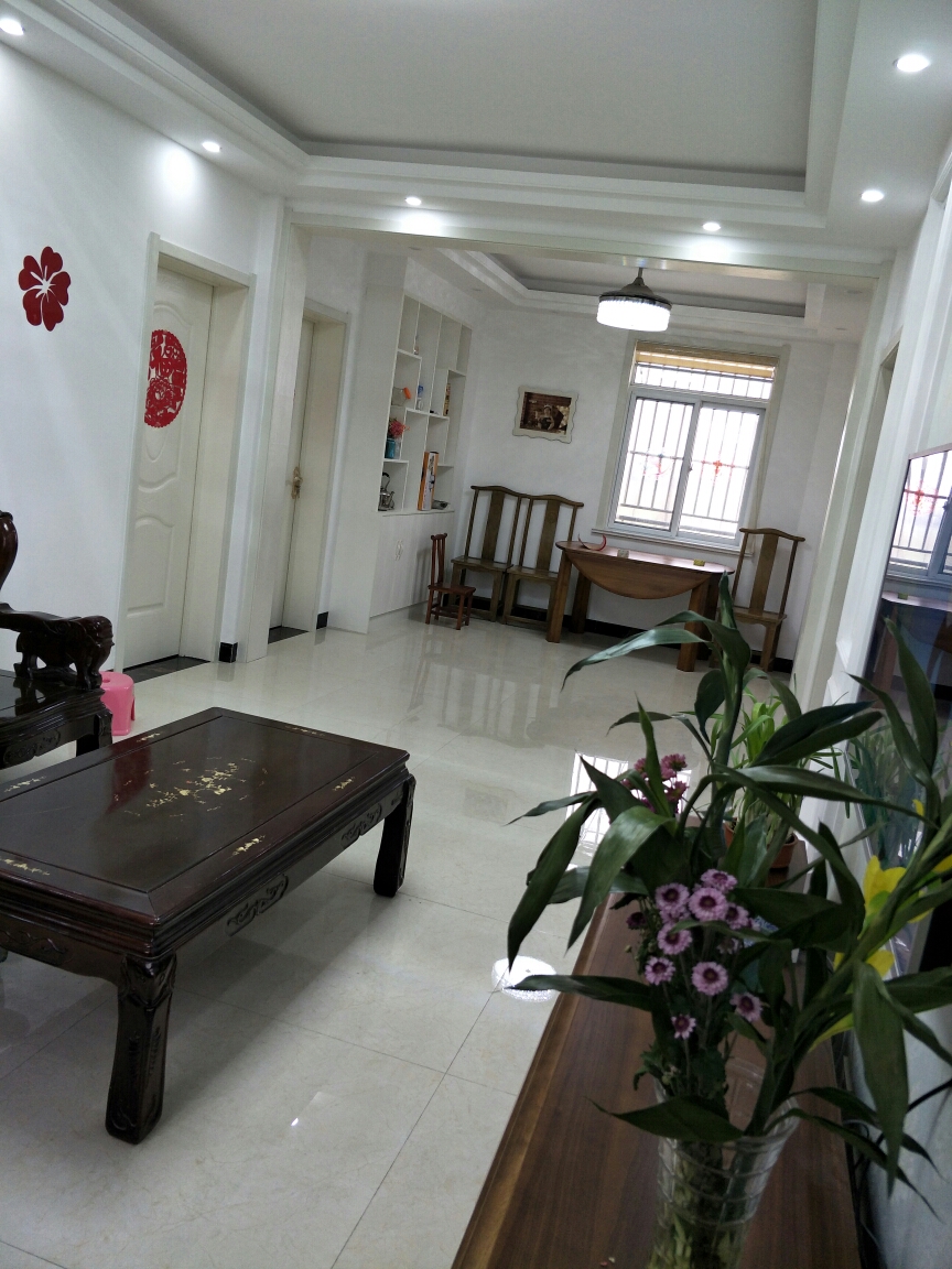 西湖花园C区 102平 南向三室二厅 免税高楼层_3