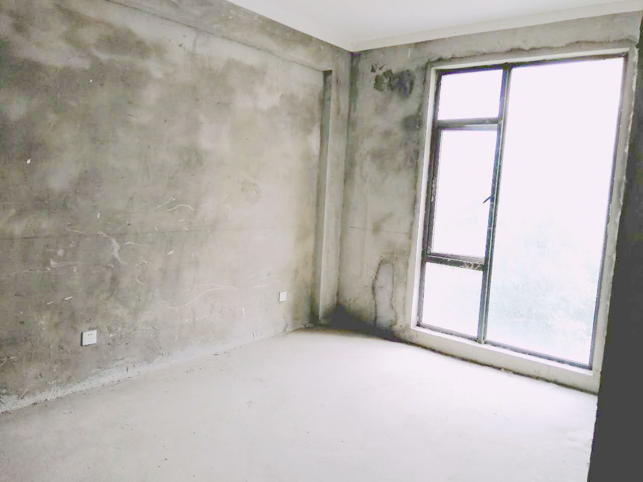 西湖春天小区环境好楼层好_3