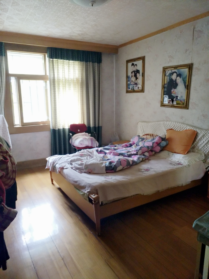 天桥小区 76平 南向三室 满两年 学区房 交通便利_4