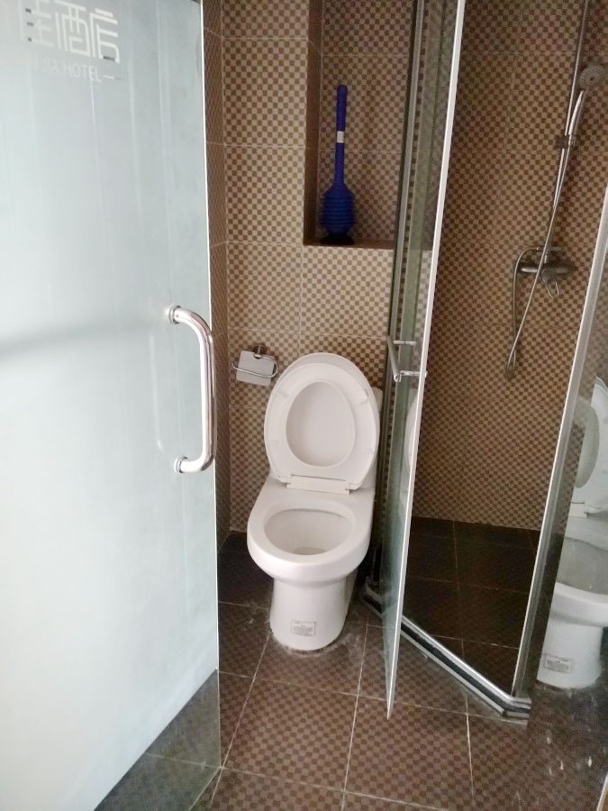 万佳酒店 1室1厅 精装 出租 有钥匙随时可以看房子_8