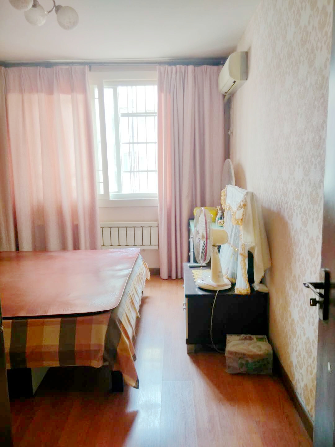 东苑西区 三室两厅126.34平方 精装修_4