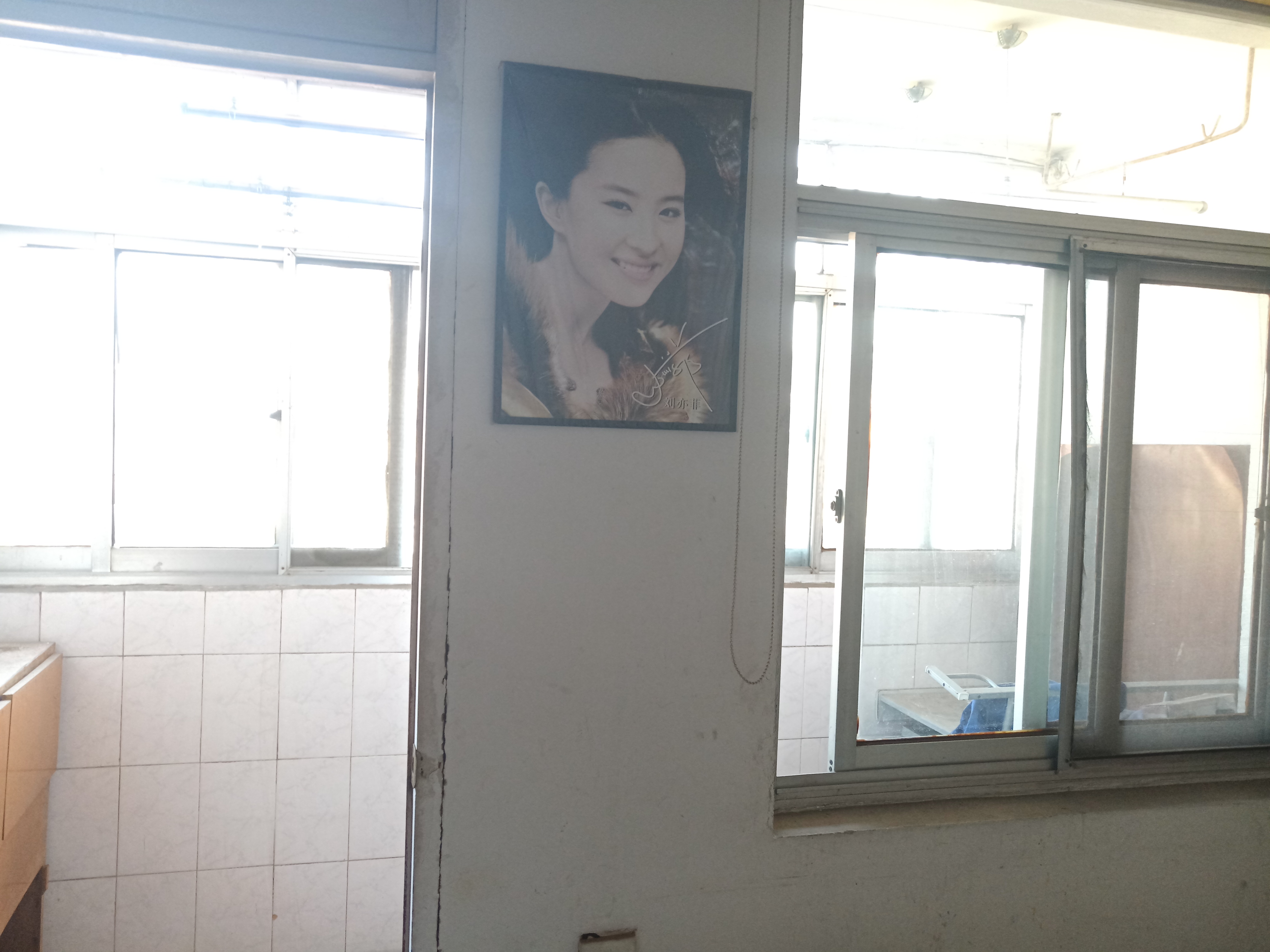 洞二小学区 裕安小区2室1厅普装出售_6