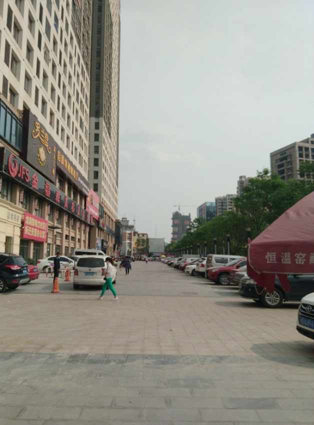 龙湖中心 71平 南向精装两居 交通便利_8