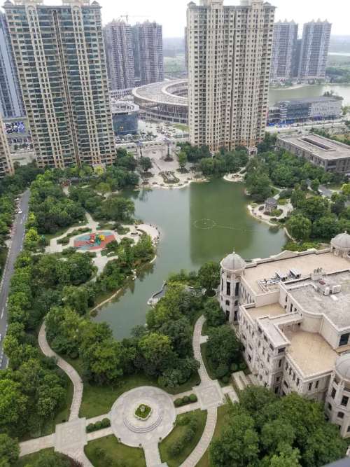 恒大绿洲一期景观楼王房产证满2年_淮南山南新区恒大