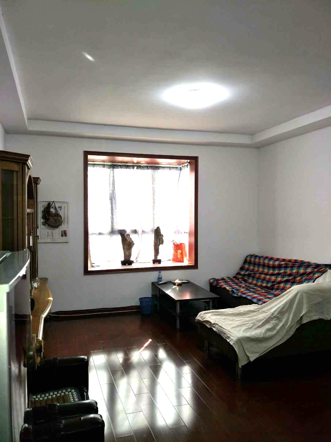 鑫诚花园，全新精装，家电家具全新。_2