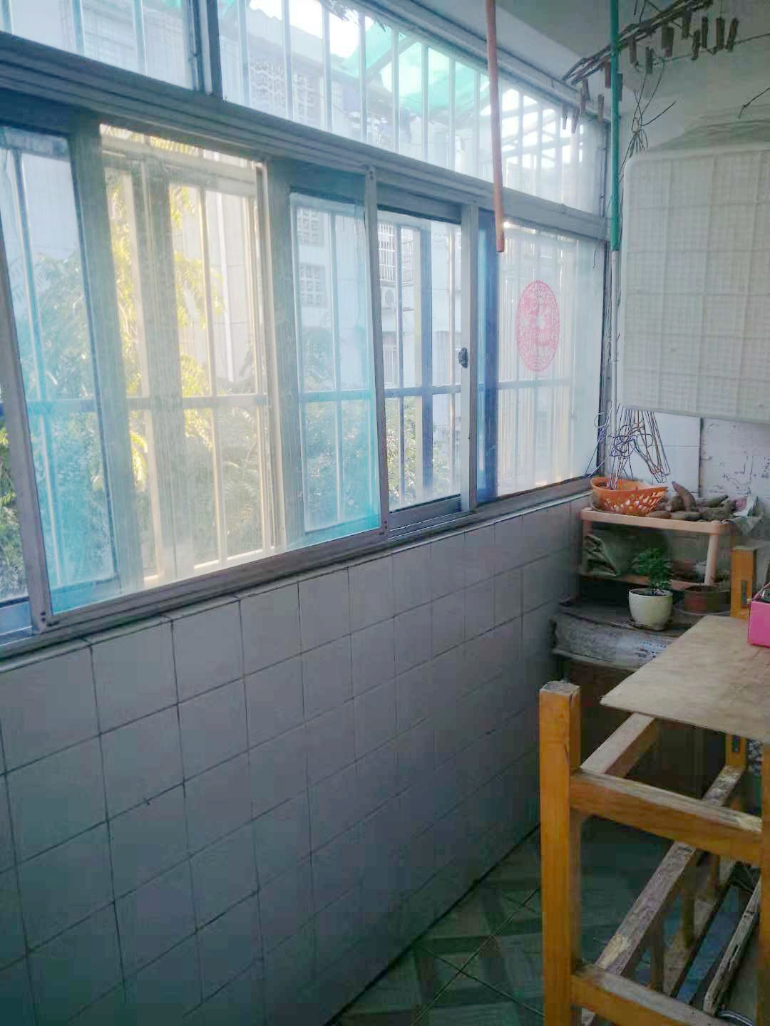 正发小区好房急售_6