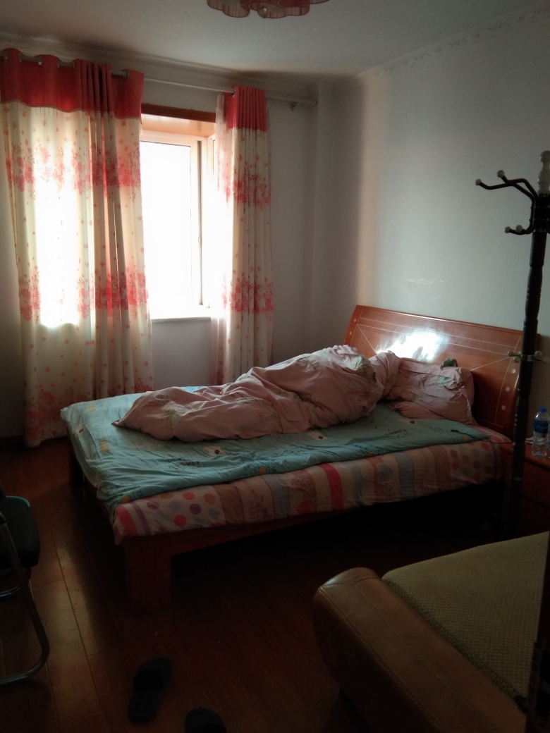 西都绿洲3室2厅精装电梯房谢一小学区_3