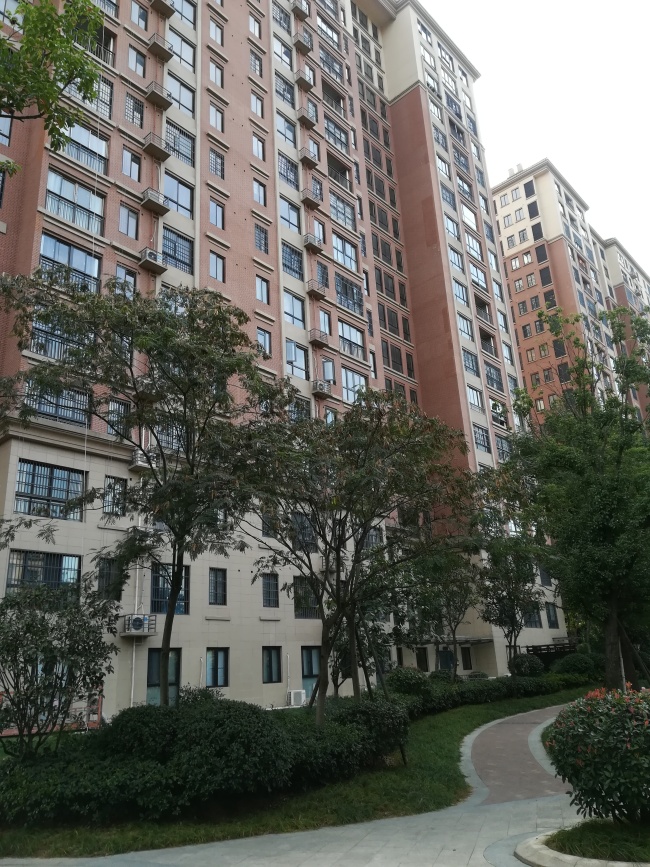 泉山湖兰乔公馆,毛坯三室,好房出售