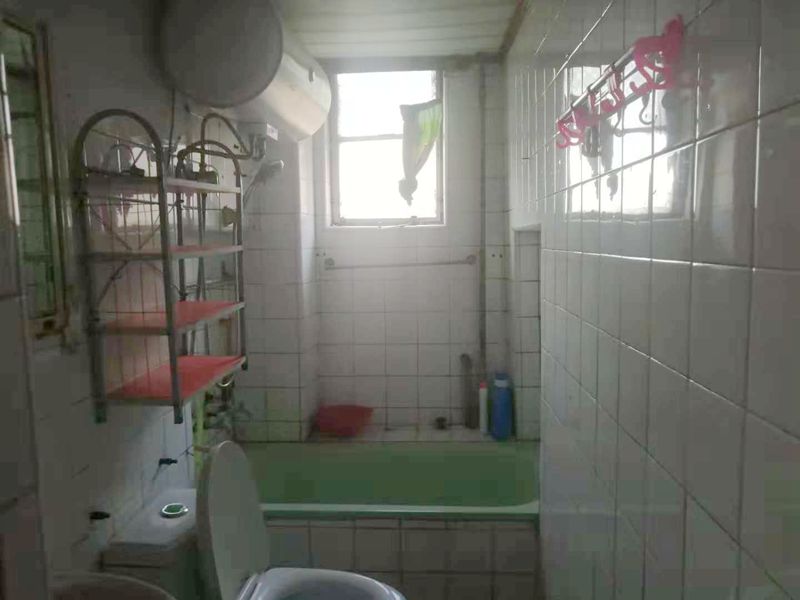 老二中教师楼 2室1厅 简装 出售_7