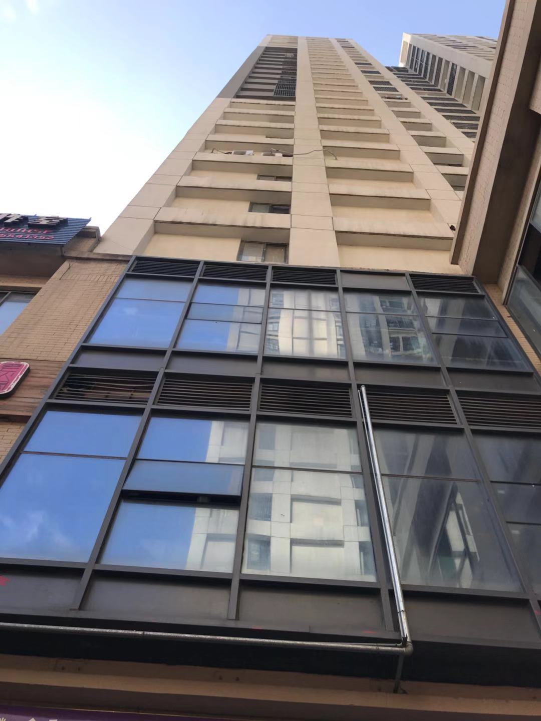 龙湖中心 精装修一室一厅公寓 出租_8