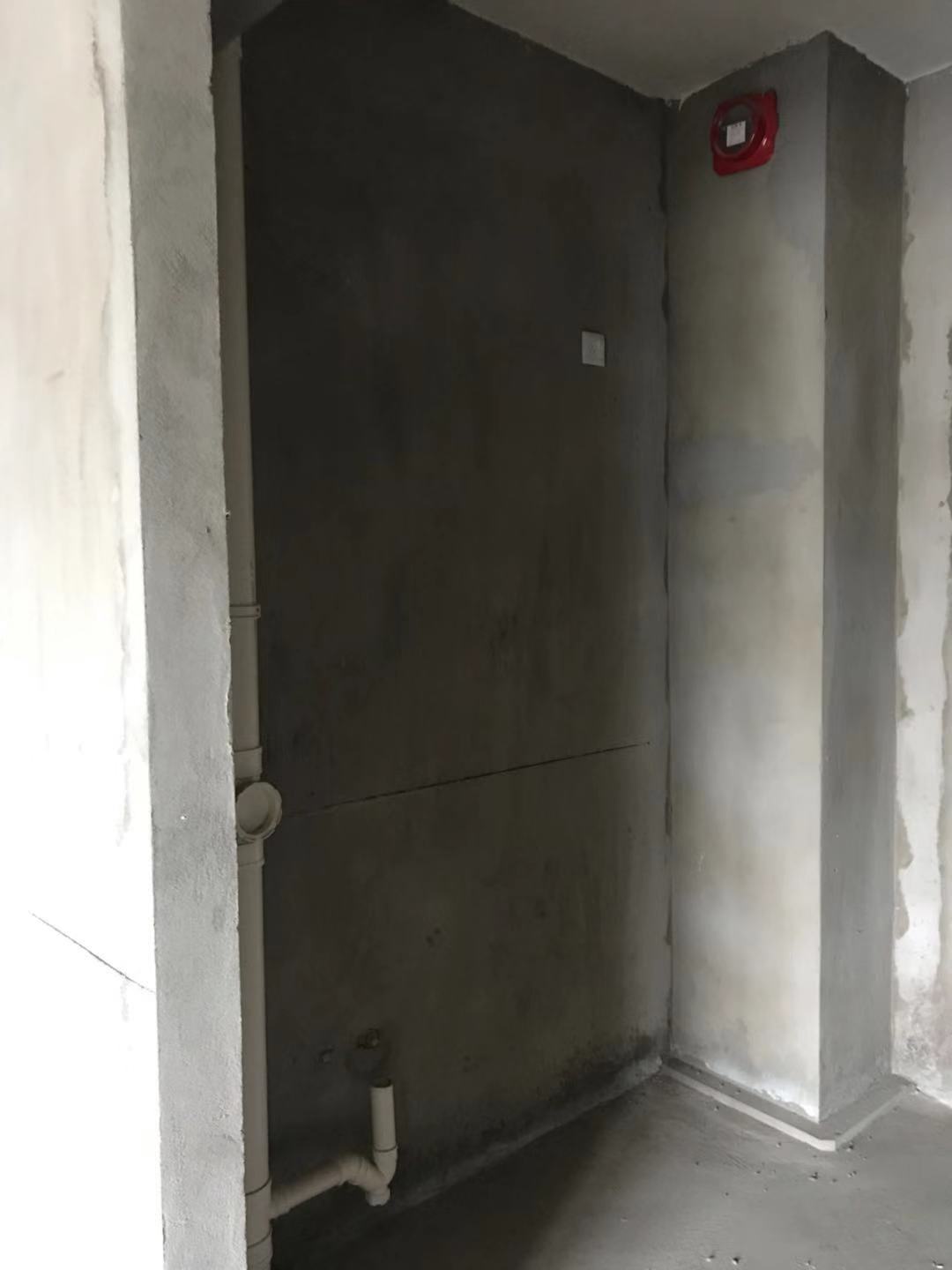 龙湖中心1室1厅毛坯出售_6
