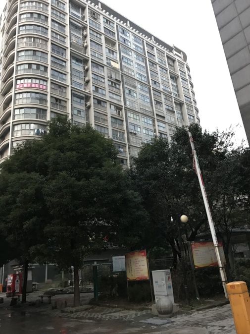 云景华城两室一厅精装好房出售_6
