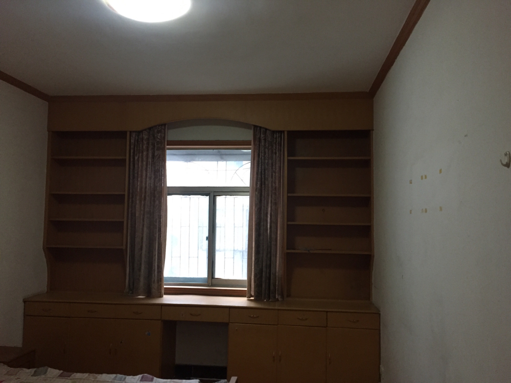 姚北新村2室1厅普装对外出售，家电齐全_3