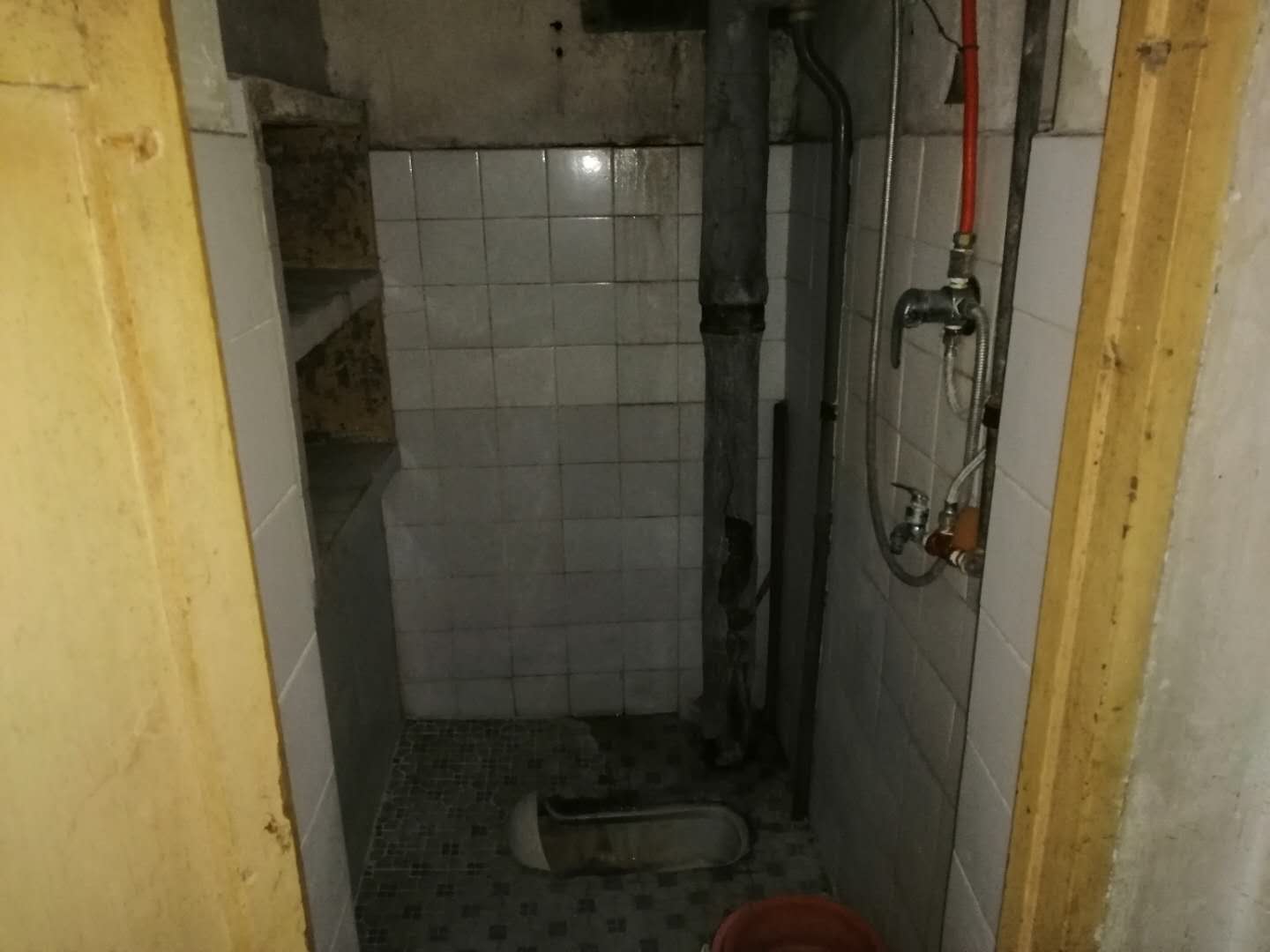 桂苑西区2室1厅简装好房出售_8