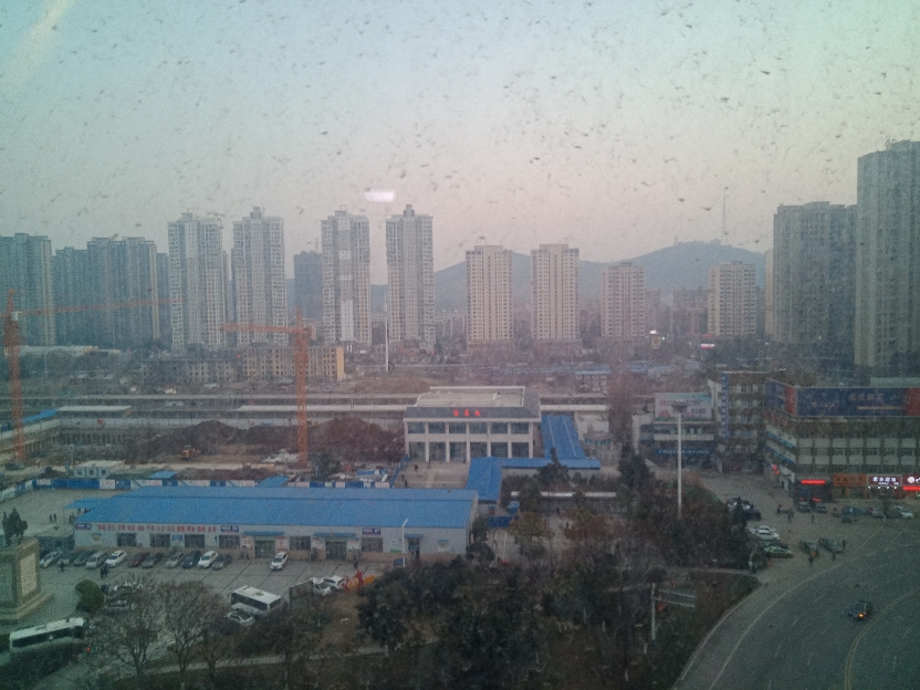 海沃朝南公寓，火车站旁，地理位置好_10