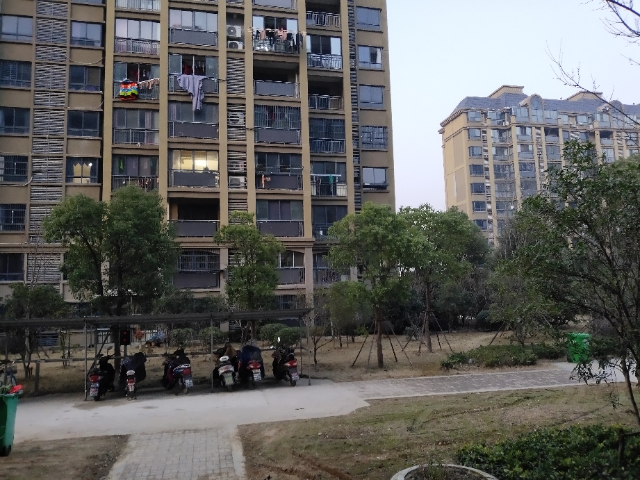 志高壹代城2室2厅毛坯出售_8