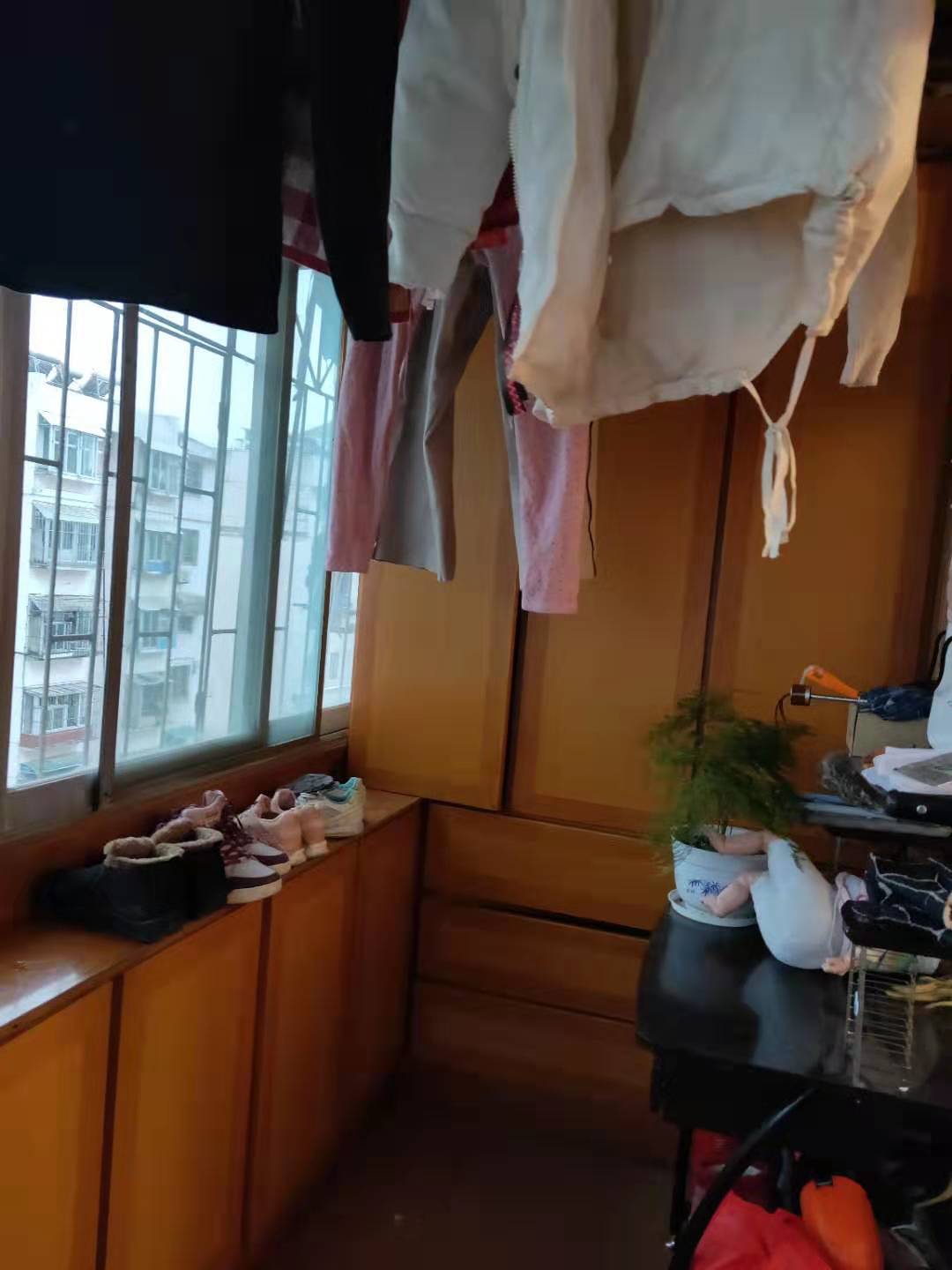 东苑西区精装修好房，配套齐全急售_5