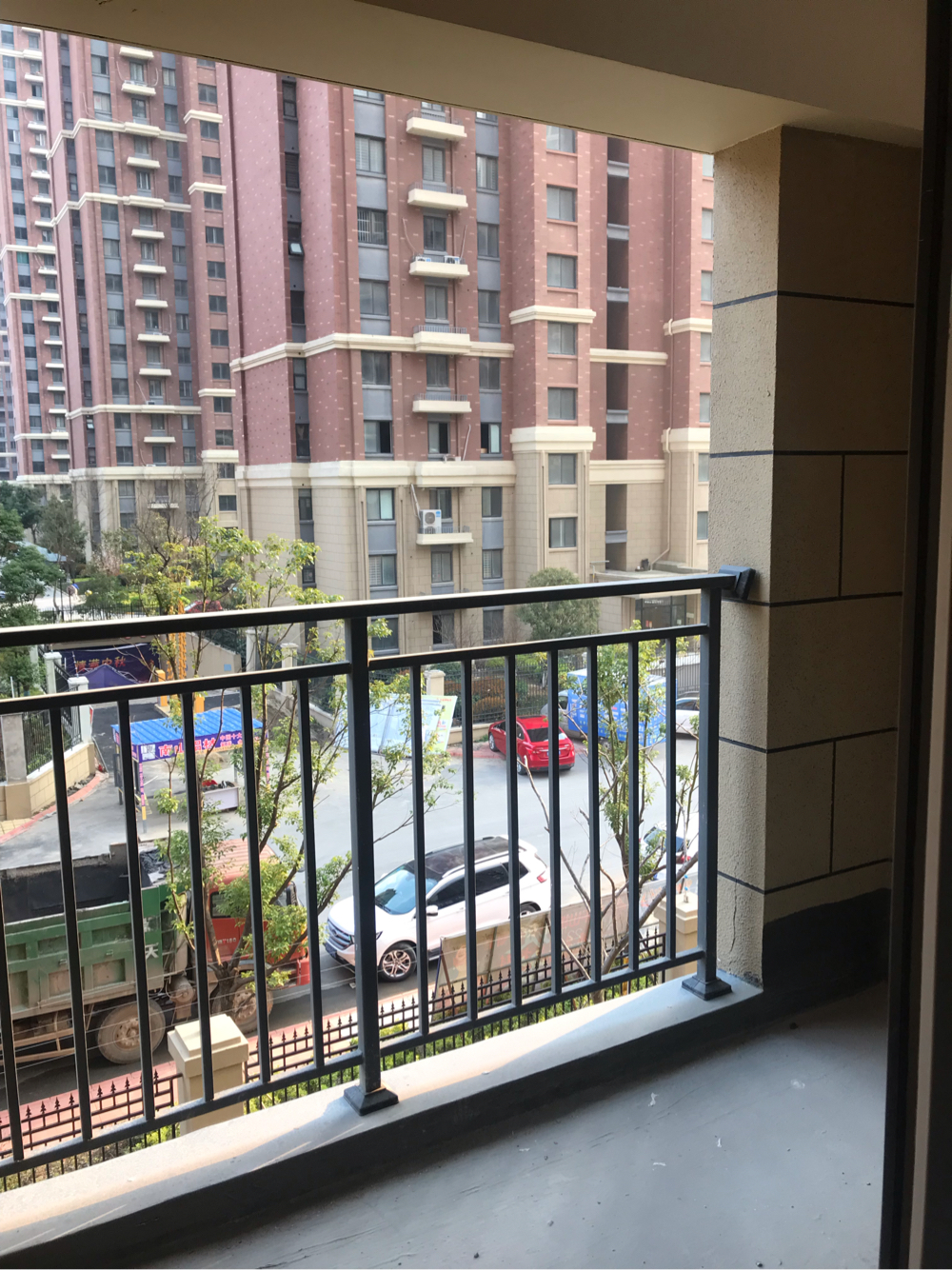英伦联邦好房出租三室两厅_6