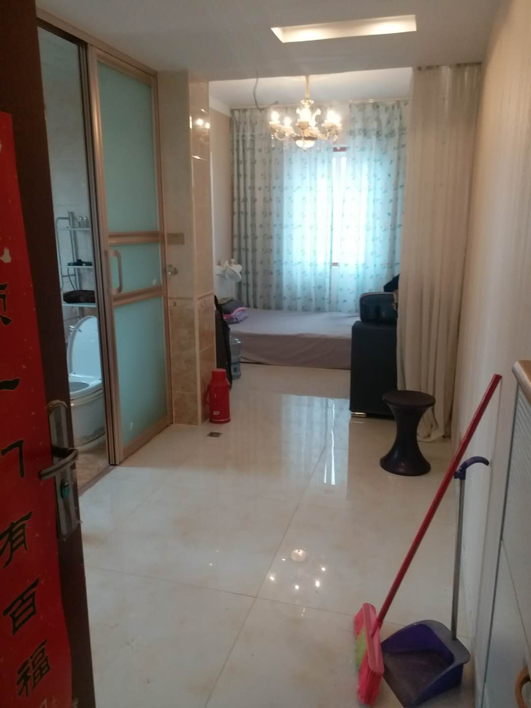 汇金广场1室1厅精装出租_10