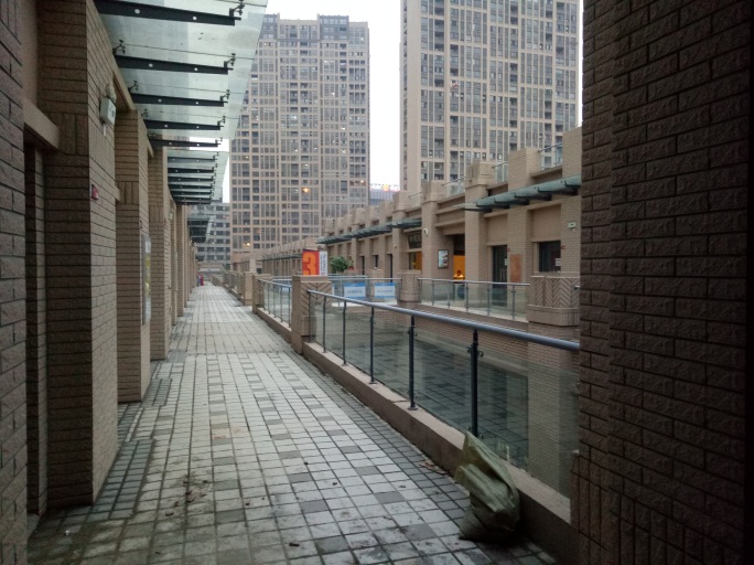 龙湖中心 29平 临街旺铺 简装交付 优质地段_6