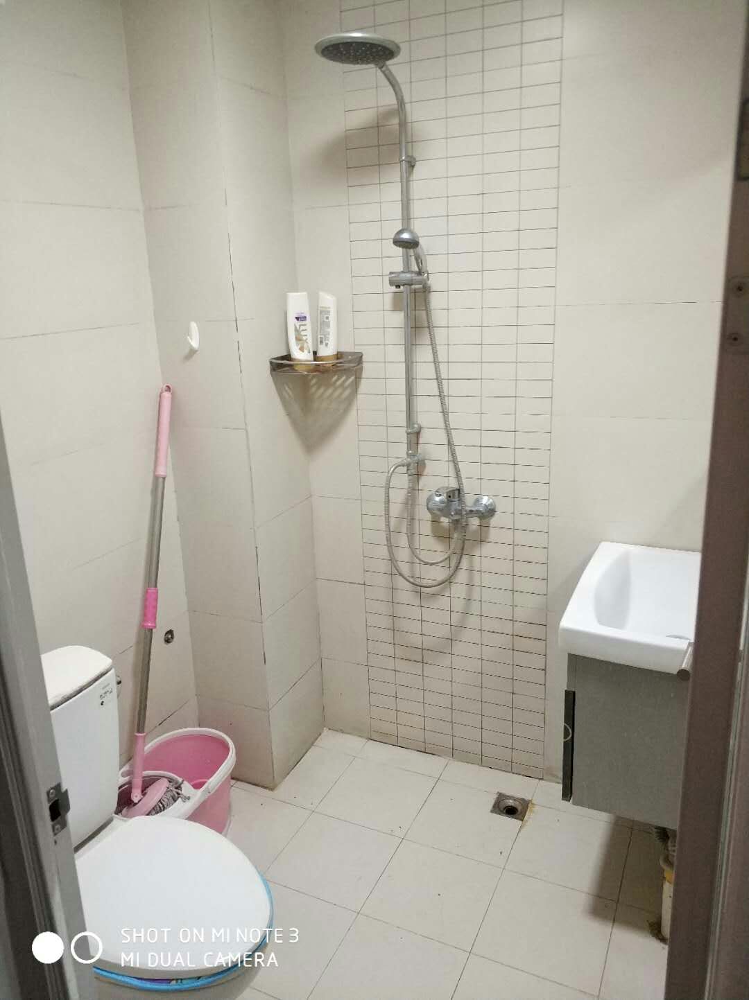西湖天地1室1厅精装公寓出租_3
