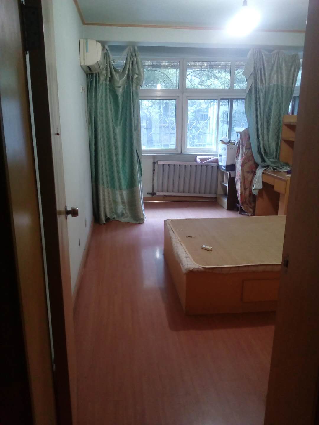 桂苑东区2室1厅普装家具家电齐全拎包即住_4