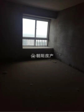 英伦联邦 125平 朝南三居毛坯 交通便利配套齐全