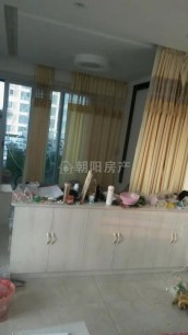 皇冠花园 52平 精装一室 满两年 交通便利 学区房