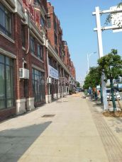 凤凰首府 72平 临街旺铺 优质地段 人流密集