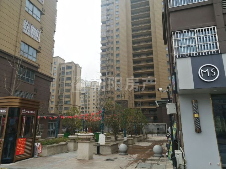 书香门第 三室两厅 边户 诚心出售-淮南寿县二手房