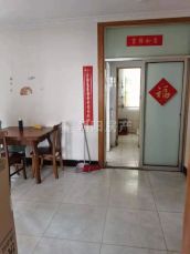 香港街 74平 南向两居 满两年 简装