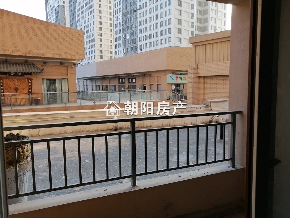 龙湖中心 126平 南向采光三居 学区房 满两年 随时看房