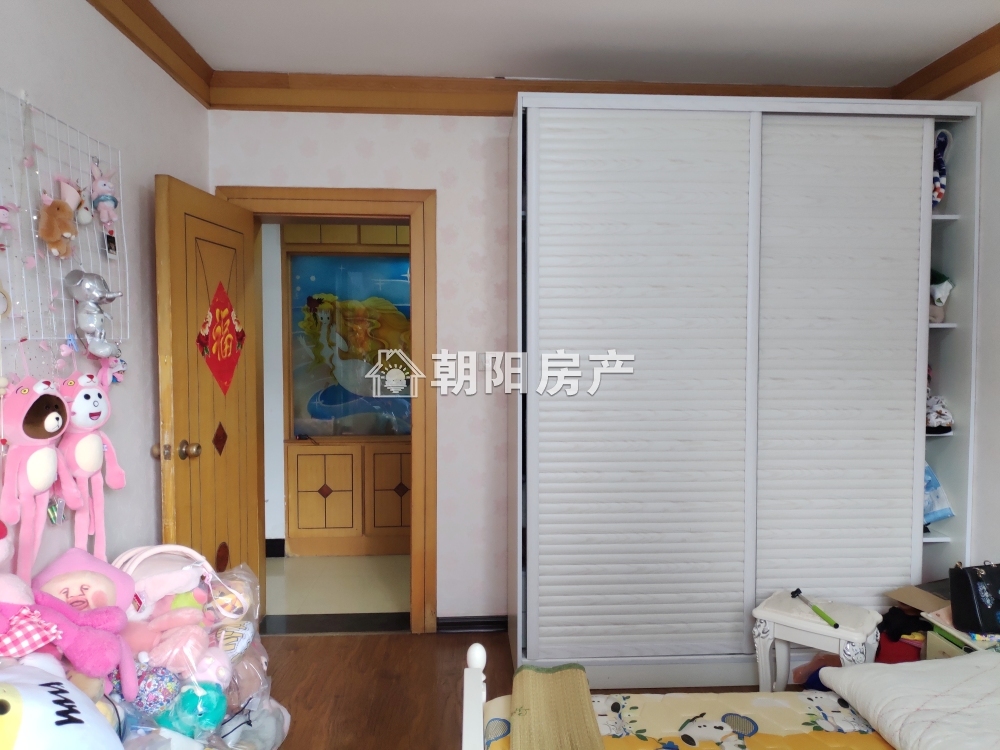 锦路小区 110平 南向精装三室 满两年 交通便利