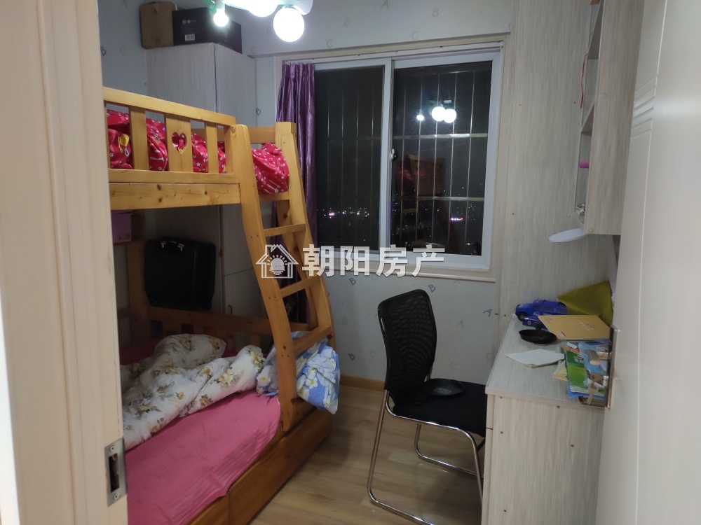 金地俊园 68平 精装两居 学区房 交通便利