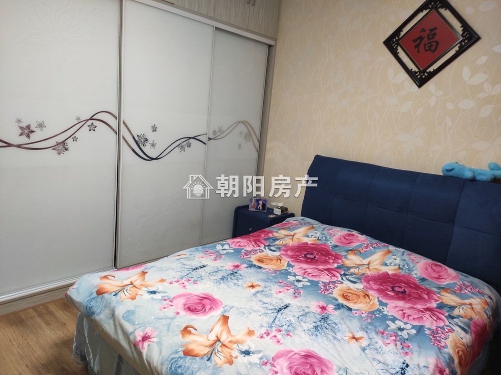 金地俊园 68平 精装两居 学区房 交通便利