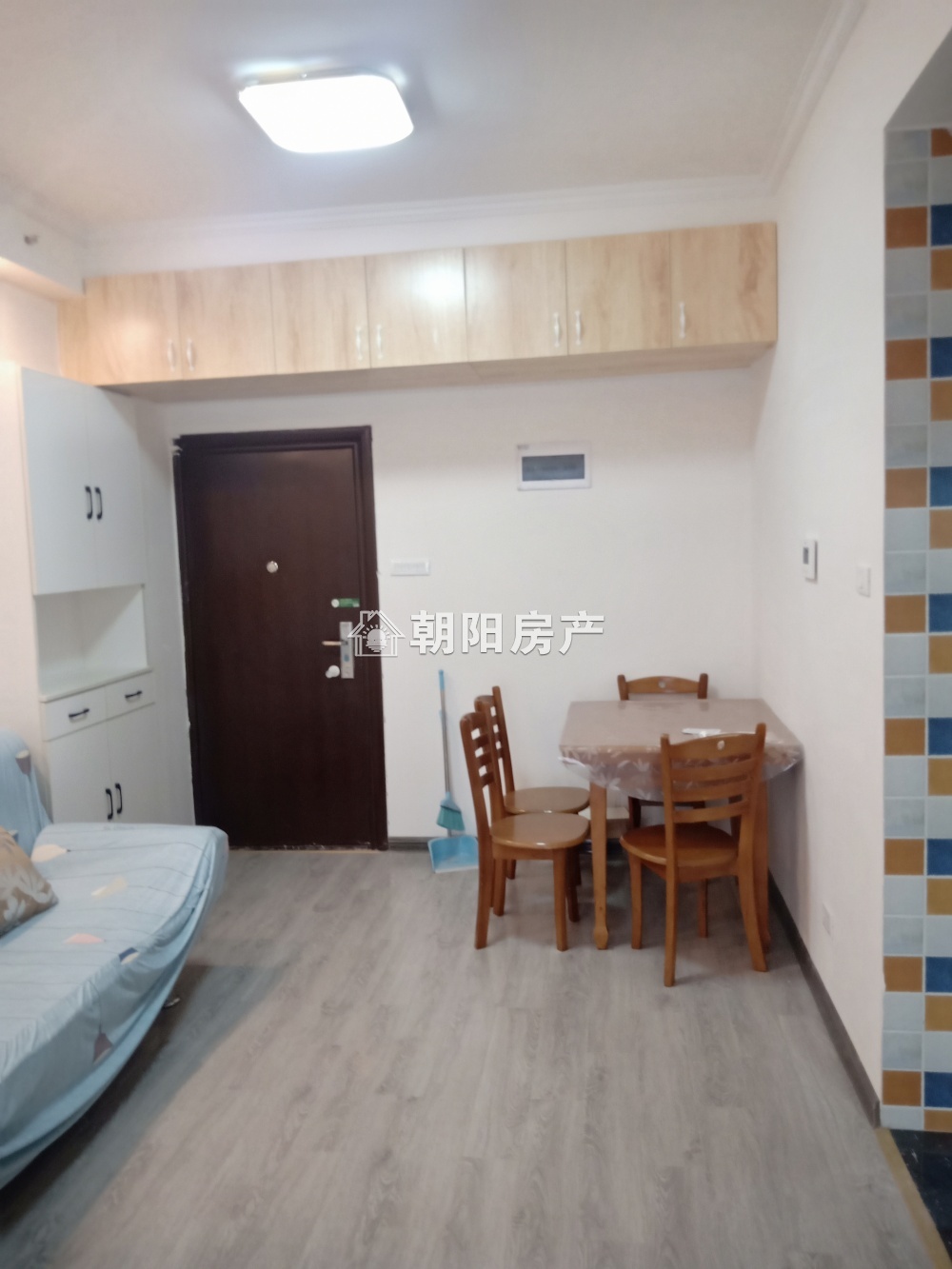 英伦联邦 47平 西向一室一厅 精装 学区房交通便利