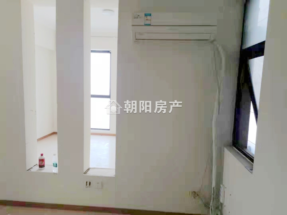 新天地 76平 精装两室 免税满两年 交通便利 学区房