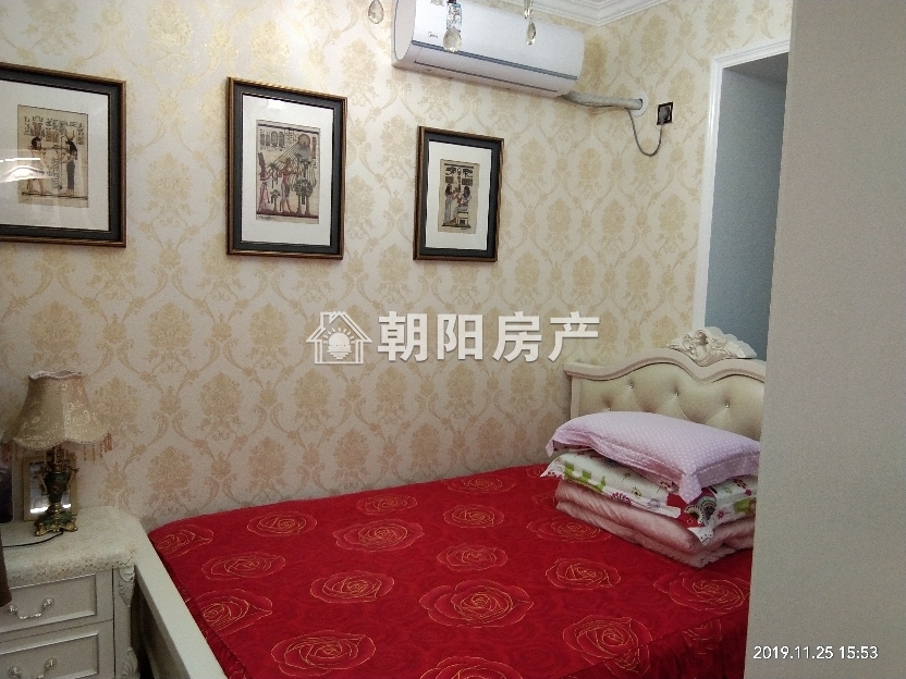 朝阳雅园 97平 南向豪装两居 交通便利 随时看房