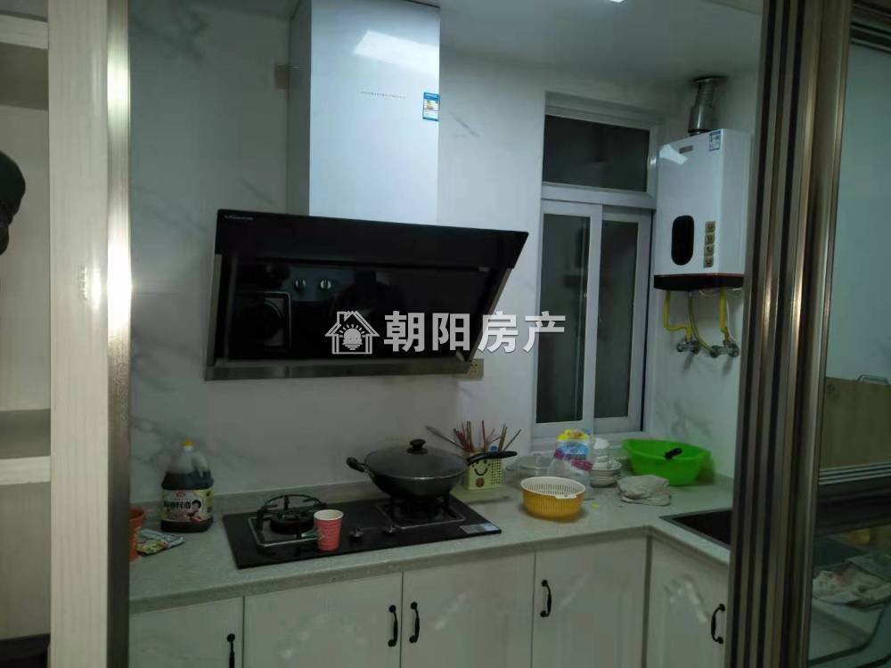 湖滨家园 95平 南向精装两居 交通便利 采光好