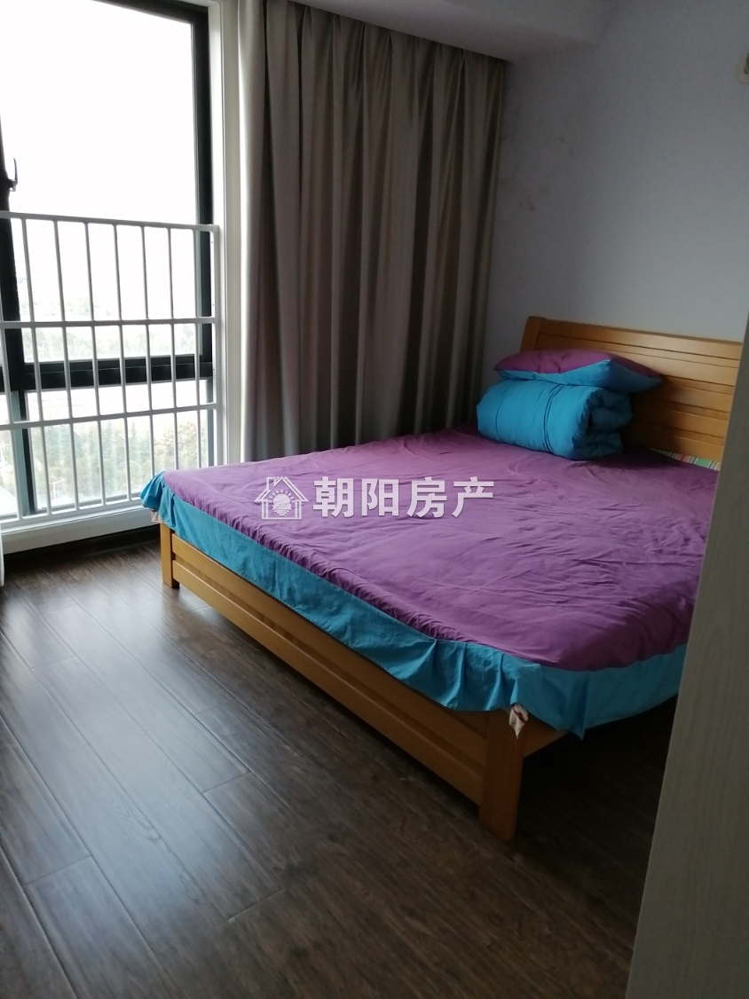 颐园豪景 147平 南向精装四室 学区房 交通便利