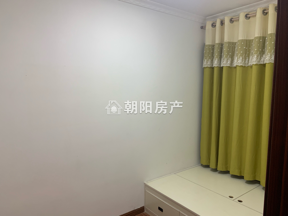 金地国际城二期 89平 南向精装三居 满五唯一 交通便利