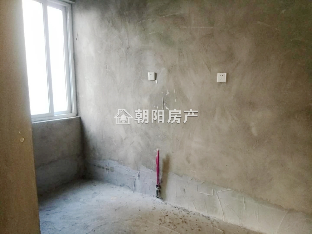 东城国际 108平 南向三居 交通便利 4.63元/平