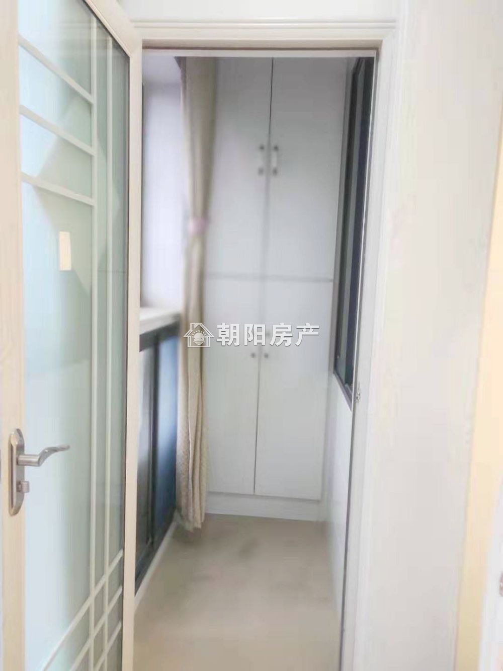 汇金广场 51平 东向一室一厅 精装公寓 满两年免税