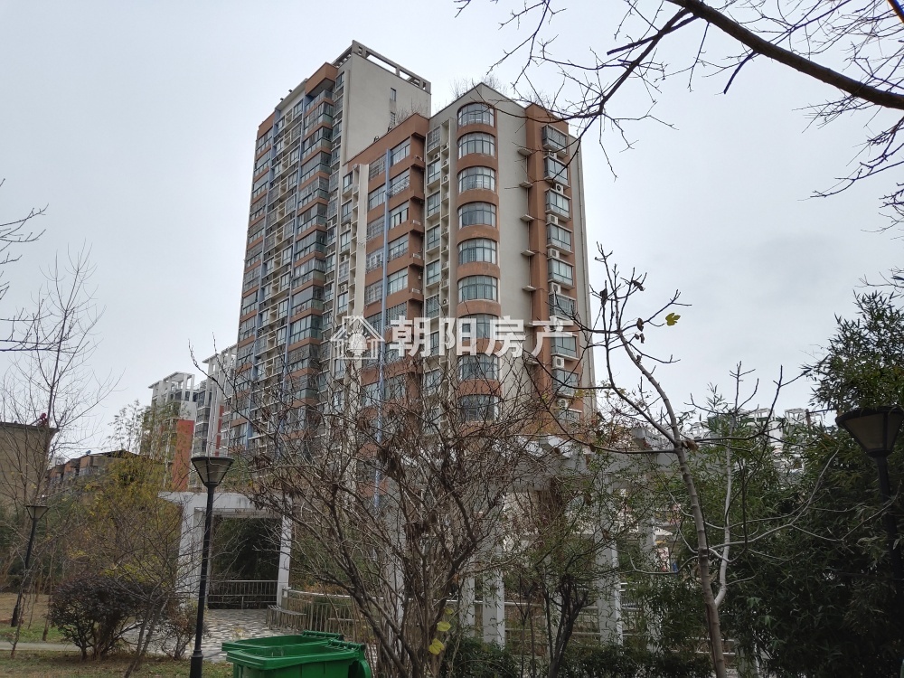 盛世名门 140平 南向精装三居 免税 3776元/平