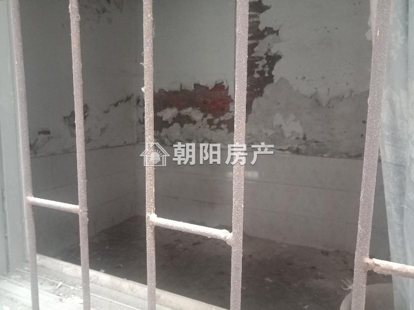 朝阳村 91平 南向三室一卫 交通便利 学区配套
