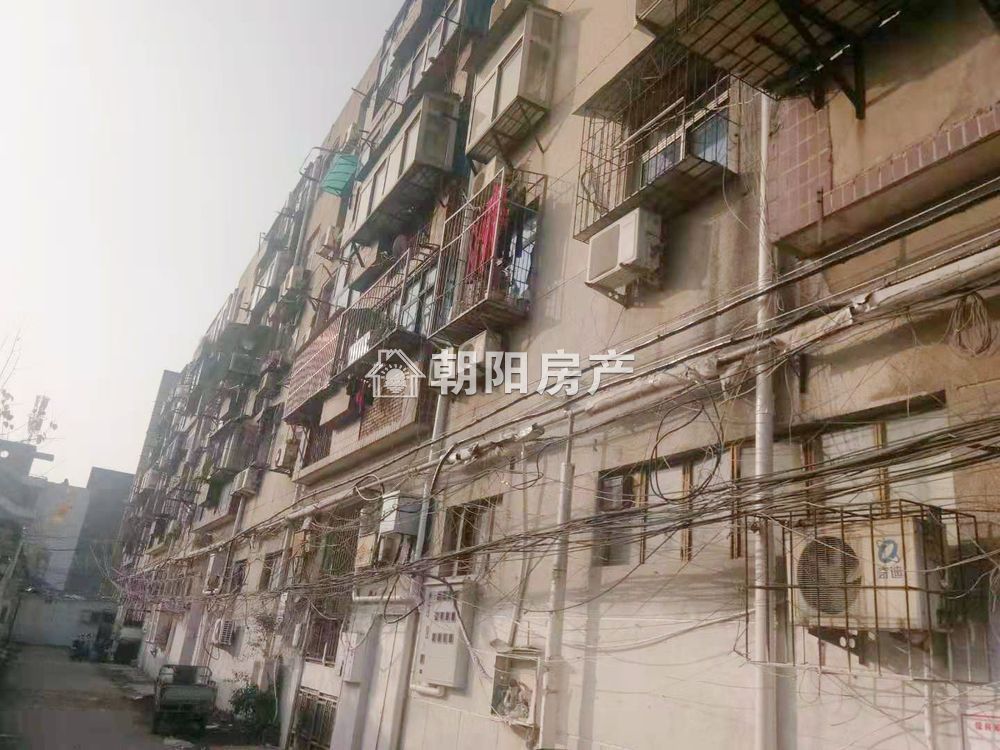 商检楼 83平 南向四室一卫 交通便利 配套齐全