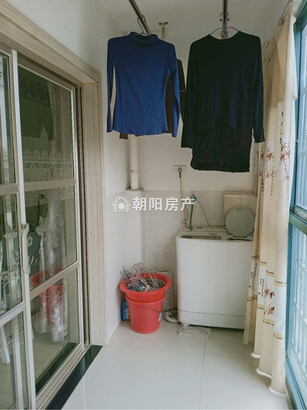 九龙岗建设村C区 80平 两室两厅 交通便利 满两年 精装随时看房