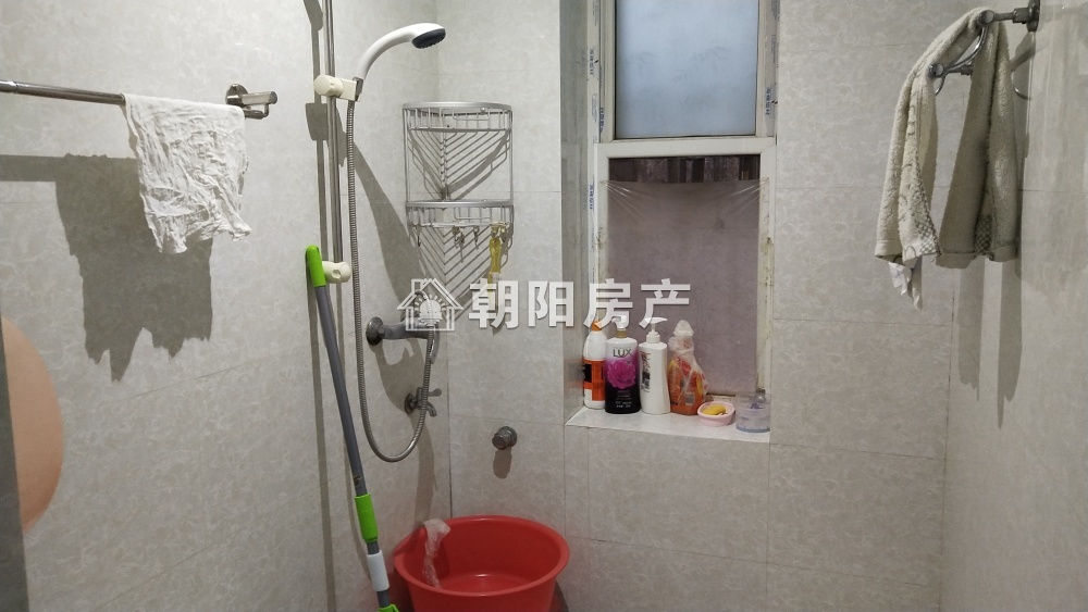 物资新村 75平 朝南双阳台精装 满两年 交通便利