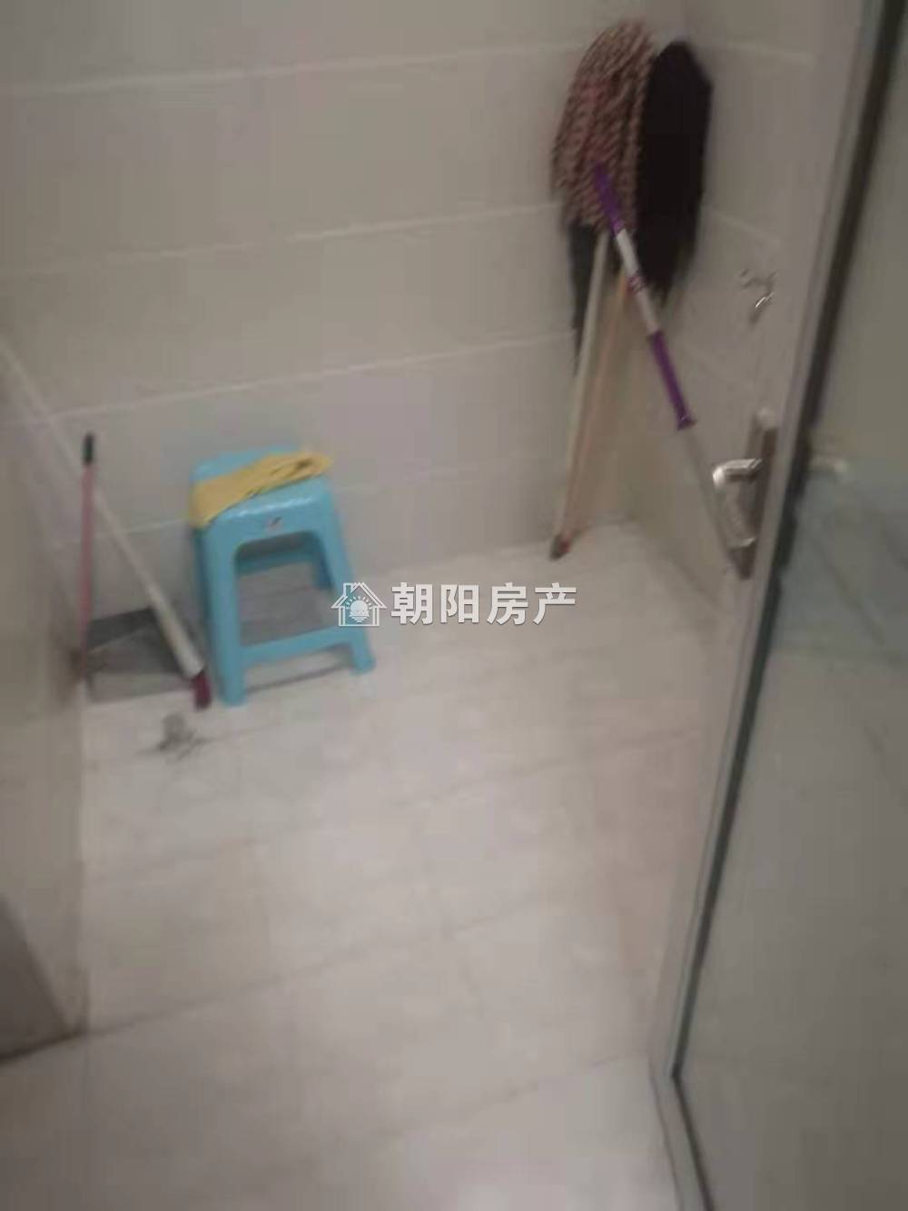 瑞鑫大厦 43平 精装一室一厅 采光好 交通便利 随时看房