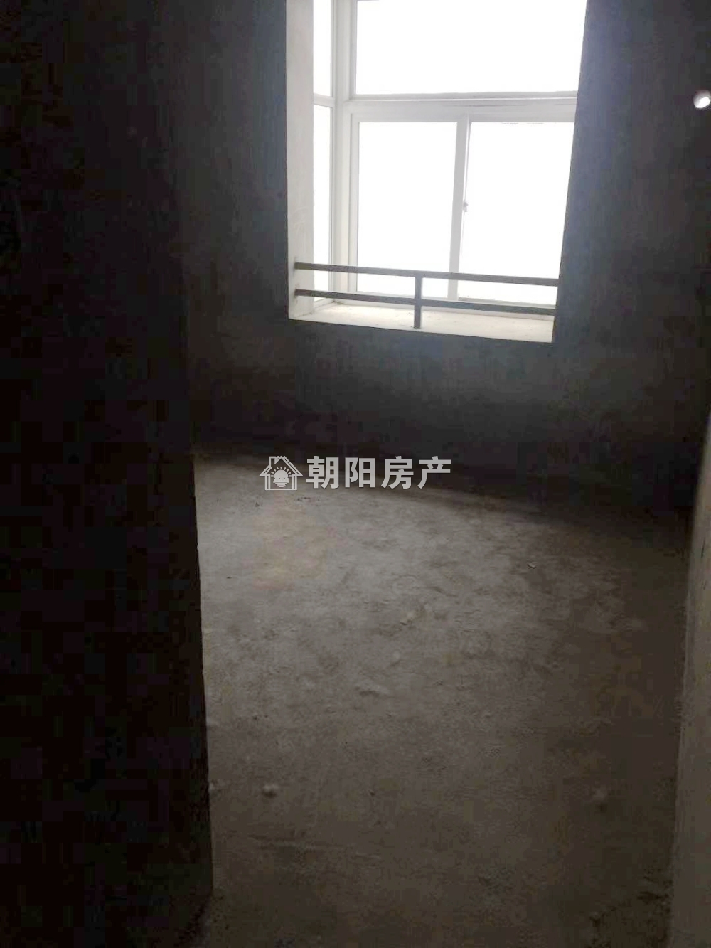 淮河公馆 96平 南向三室二厅 单价2083元 学区房交通便利